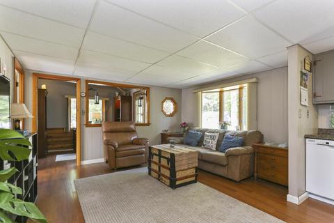 11 Pine Lake Dr, East Wareham, MA 02538 photo 9