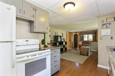 11 Pine Lake Dr, East Wareham, MA 02538 photo 11