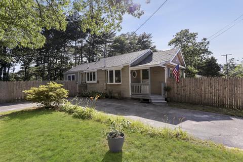 11 Pine Lake Dr, East Wareham, MA 02538 photo 1