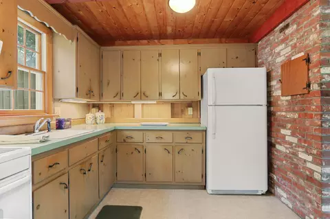 40 Rolling Ln, Eastham, MA 02642 photo 8