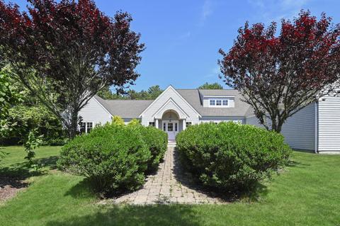 29 Christopher Ln, Mashpee, MA 02649 photo 1
