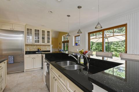 29 Christopher Ln, Mashpee, MA 02649 photo 10