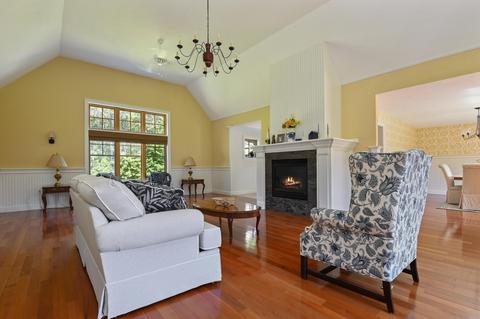 29 Christopher Ln, Mashpee, MA 02649 photo 5