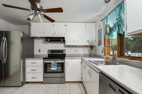 9 High Sachem Rd, Mashpee, MA 02649 photo 5