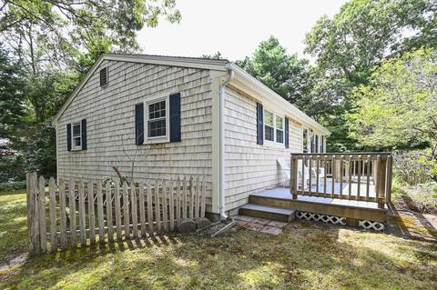 8 Compass Dr, Mashpee, MA 02649 photo 3
