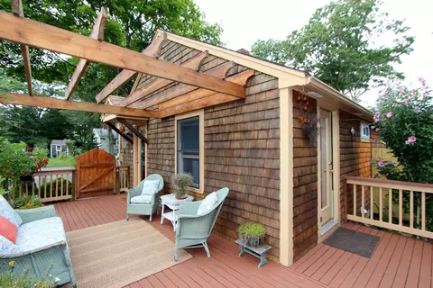 8 Crump Rd, Bourne, MA 02532 photo 9