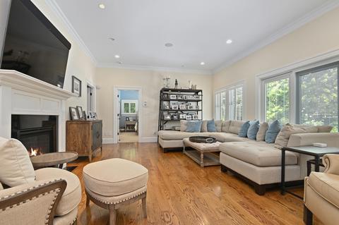 7 Teal Cir, Mashpee, MA 02649 photo 2