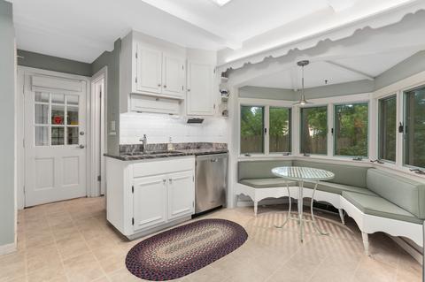 7 Foster Rd, Hyannis, MA 02601 photo 9