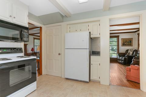 7 Foster Rd, Hyannis, MA 02601 photo 11
