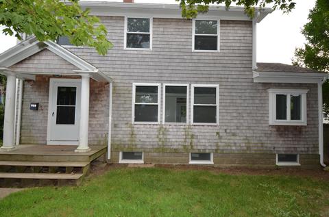 147 Cedar St, Hyannis, MA 02601 photo 1