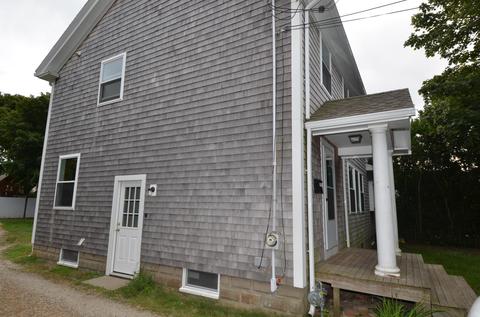 147 Cedar St, Hyannis, MA 02601 photo 2