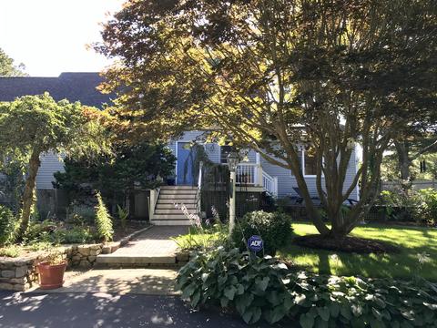 35 Carter Ln, Mashpee, MA 02649 photo 5