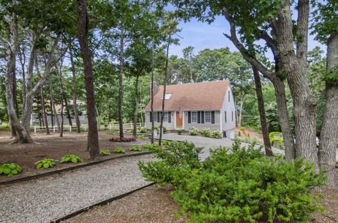 8 Whidah Ln, Eastham, MA 02642 photo 12