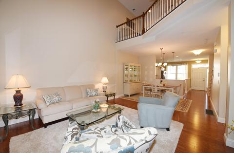 2 Chadwick Ct, Mashpee, MA 02649 photo 1