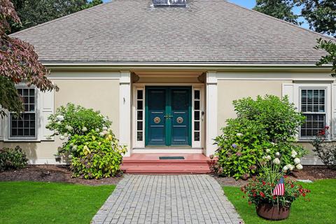 406 Main St, Osterville, MA 02655 photo 2