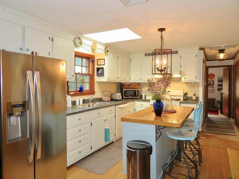 109 Mariner Cir, Cotuit, MA 02635 photo 7