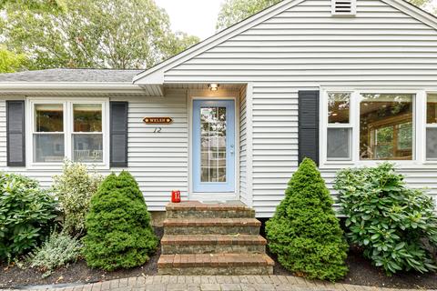 12 Bearse Rd, Mashpee, MA 02649 photo 4