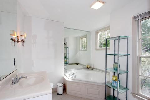 644 Old Post Rd, Cotuit, MA 02635 photo 17