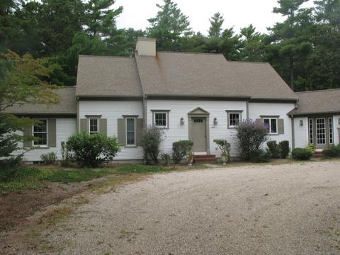 644 Old Post Rd, Cotuit, MA 02635 photo 2