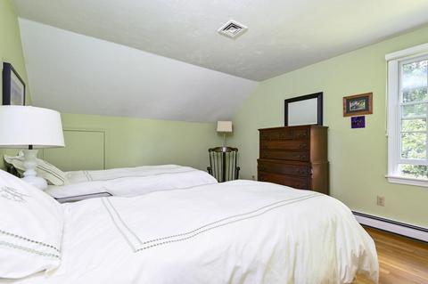 143 Shell Ln, Cotuit, MA 02635 photo 12