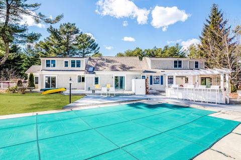 568 Santuit Rd, Cotuit, MA 02635 photo 5