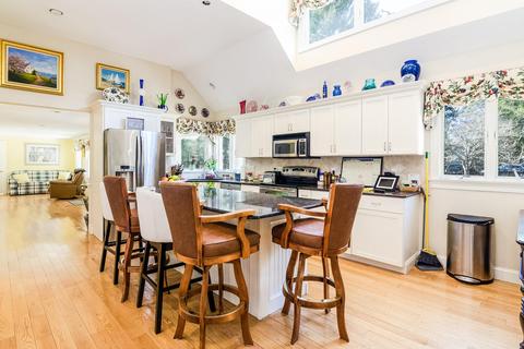 568 Santuit Rd, Cotuit, MA 02635 photo 11