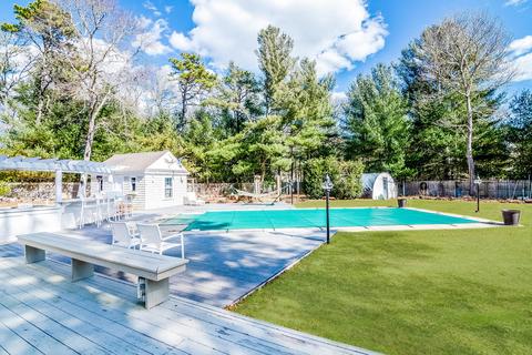 568 Santuit Rd, Cotuit, MA 02635 photo 4
