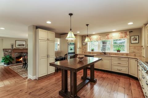 40 Captain Samadrus Rd, Cotuit, MA 02635 photo 5
