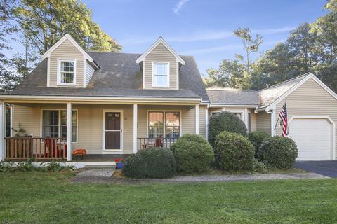 88 Eisenhower Dr, Cotuit, MA 02635 photo 1