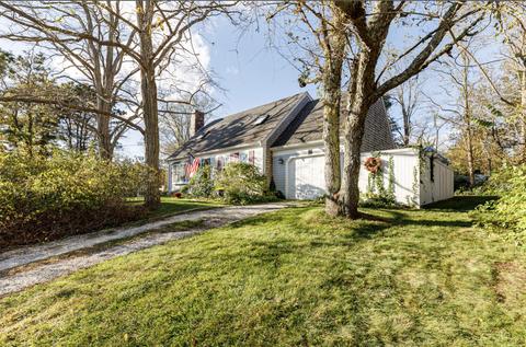 12 Ebenezer Rd, Osterville, MA 02655 photo 1