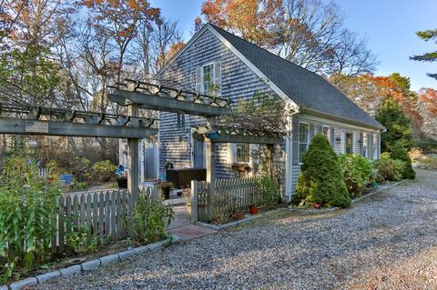 70 S Precinct Rd, Centerville, MA 02632 photo 1