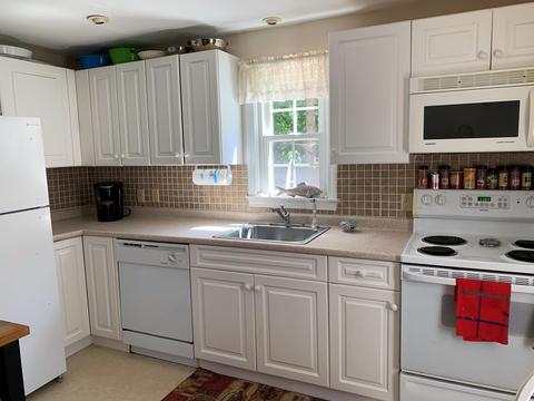 140 Arrowhead Dr, Hyannis, MA 02601 photo 2