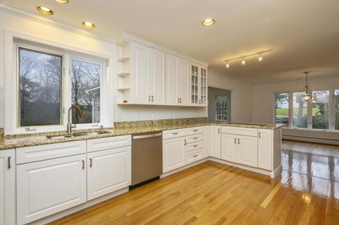 24 Parrish Way, West Barnstable, MA 02668 photo 10