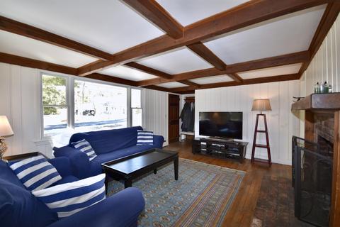 96 Grove St, Cotuit, MA 02635 photo 10