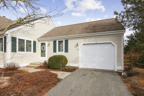 3 Masters Ct, Mashpee, MA 02649 photo 1
