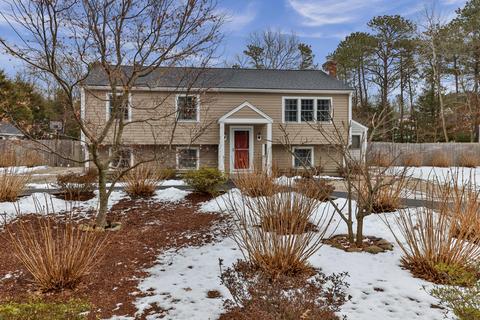 34 Mashpee Neck Rd, Mashpee, MA 02649 photo 4