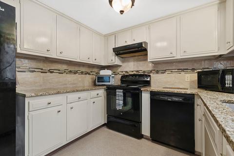 34 Mashpee Neck Rd, Mashpee, MA 02649 photo 10