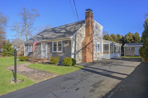 36 Kay Ave, Centerville, MA 02632 photo 1