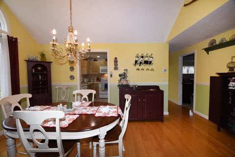 10 Beacon Ct, Mashpee, MA 02649 photo 8