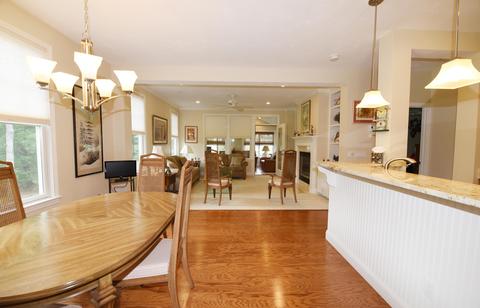 8 Chadwick Ct, Mashpee, MA 02649 photo 10