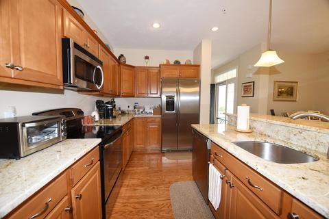 8 Chadwick Ct, Mashpee, MA 02649 photo 8