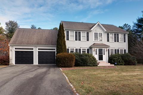 36 Devon Ln, Marstons Mills, MA 02648 photo 1