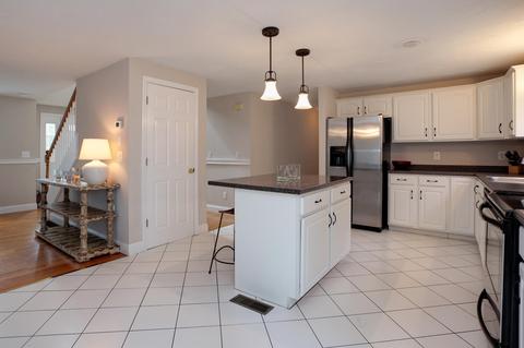 36 Devon Ln, Marstons Mills, MA 02648 photo 11