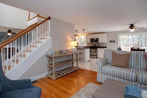 36 Devon Ln, Marstons Mills, MA 02648 photo 2