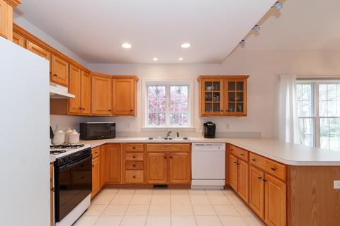 36 Windsor Pt, Mashpee, MA 02649 photo 9