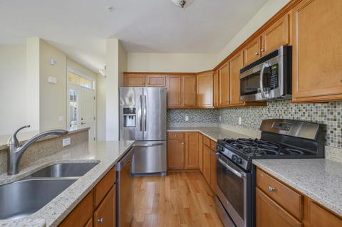 43 Grey Hawk Dr, Mashpee, MA 02649 photo 5