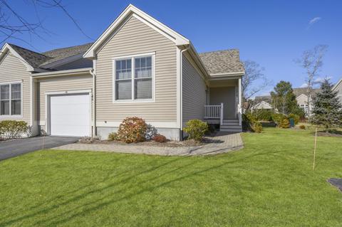 43 Grey Hawk Dr, Mashpee, MA 02649 photo 3