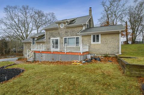8 Indian Neck Rd, Wareham, MA 02571 photo 3