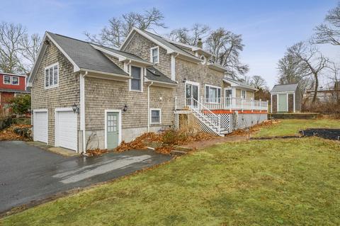 8 Indian Neck Rd, Wareham, MA 02571 photo 1
