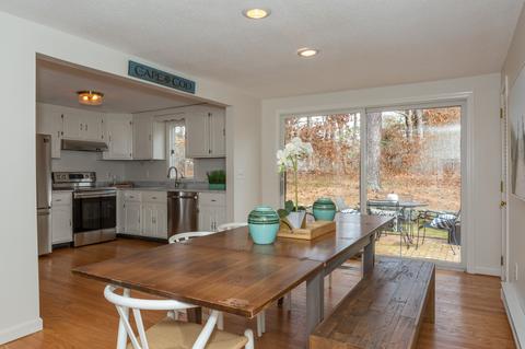 184 Surf Dr, Mashpee, MA 02649 photo 4